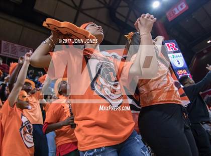 Thumbnail 3 in Shawnee vs. Linden (NJSIAA Group 4 Final)  photogallery.