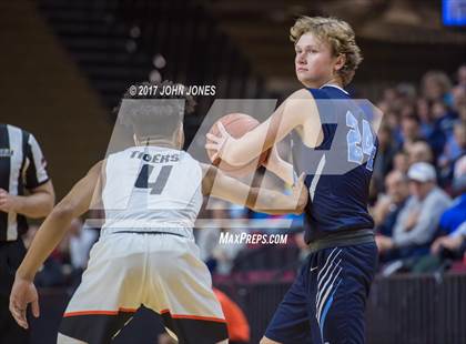 Thumbnail 1 in Shawnee vs. Linden (NJSIAA Group 4 Final)  photogallery.