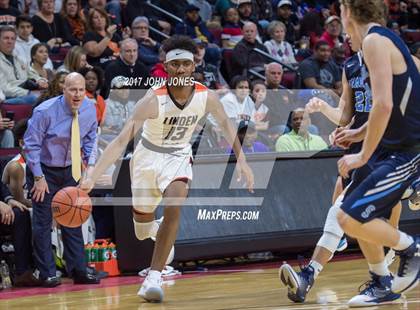 Thumbnail 2 in Shawnee vs. Linden (NJSIAA Group 4 Final)  photogallery.