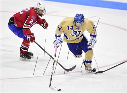 Thumbnail 3 in E.O. Smith/Tolland vs. Newtown (CIAC DIII Final) photogallery.