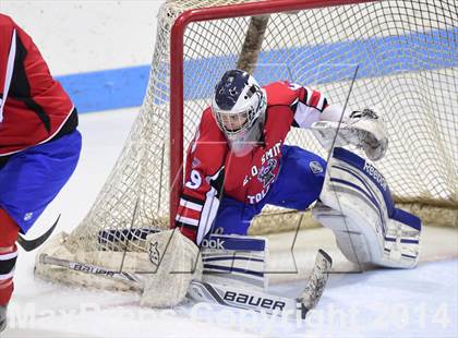 Thumbnail 3 in E.O. Smith/Tolland vs. Newtown (CIAC DIII Final) photogallery.
