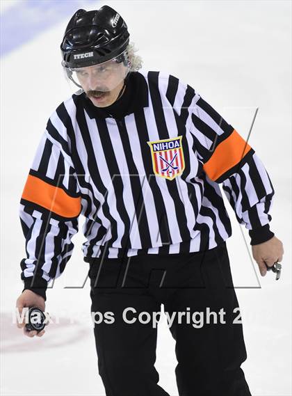 Thumbnail 2 in E.O. Smith/Tolland vs. Newtown (CIAC DIII Final) photogallery.