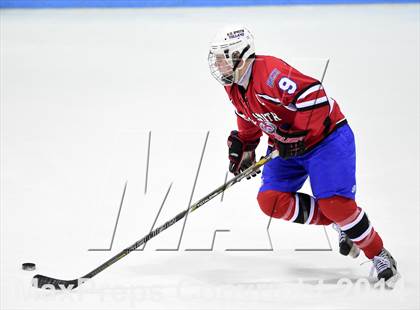 Thumbnail 2 in E.O. Smith/Tolland vs. Newtown (CIAC DIII Final) photogallery.