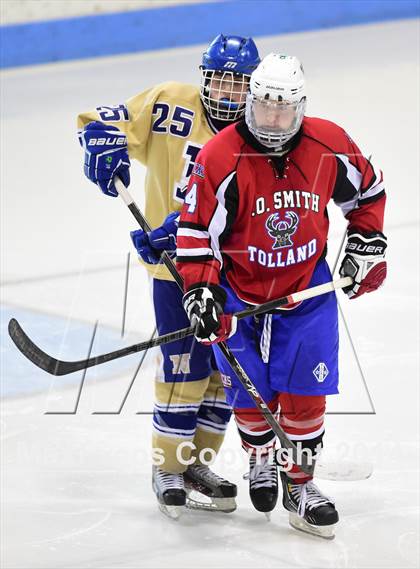 Thumbnail 1 in E.O. Smith/Tolland vs. Newtown (CIAC DIII Final) photogallery.