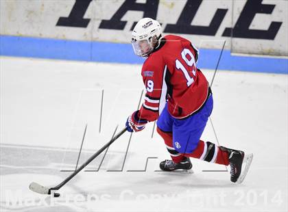 Thumbnail 2 in E.O. Smith/Tolland vs. Newtown (CIAC DIII Final) photogallery.