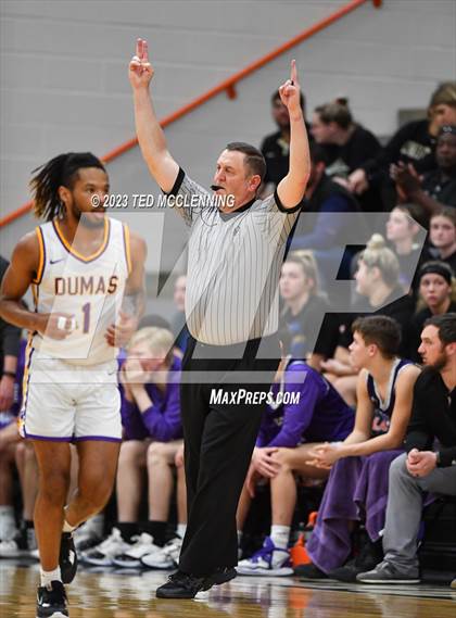 Thumbnail 2 in Dumas vs. Booneville (AAA 3A State Playoffs first round) photogallery.