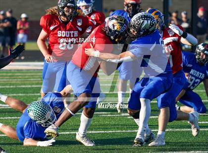 Thumbnail 1 in Murat Shrine North/South All Start Football Classic photogallery.