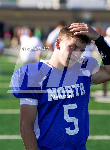 Thumbnail 1 in Murat Shrine North/South All Start Football Classic photogallery.