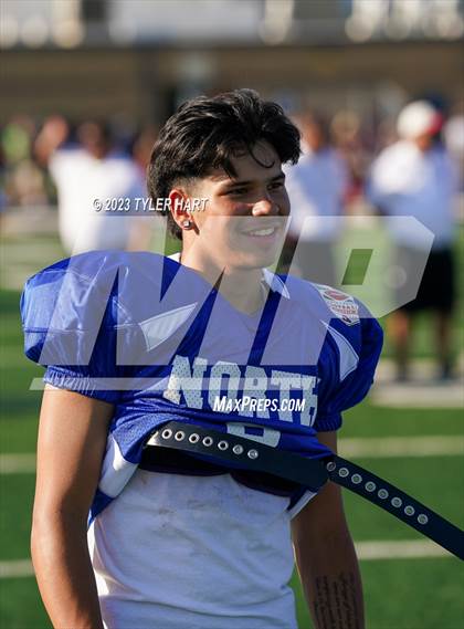 Thumbnail 3 in Murat Shrine North/South All Start Football Classic photogallery.