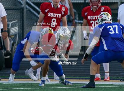 Thumbnail 2 in Murat Shrine North/South All Start Football Classic photogallery.