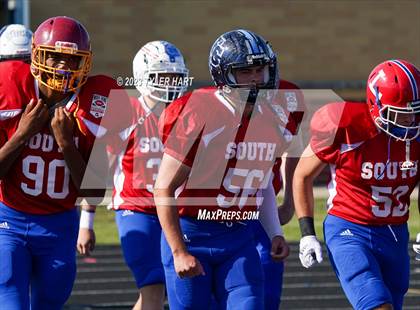Thumbnail 2 in Murat Shrine North/South All Start Football Classic photogallery.