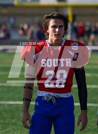 Thumbnail 2 in Murat Shrine North/South All Start Football Classic photogallery.