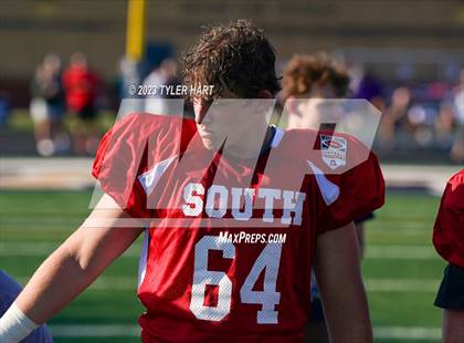 Thumbnail 1 in Murat Shrine North/South All Start Football Classic photogallery.