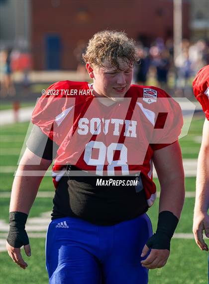Thumbnail 3 in Murat Shrine North/South All Start Football Classic photogallery.