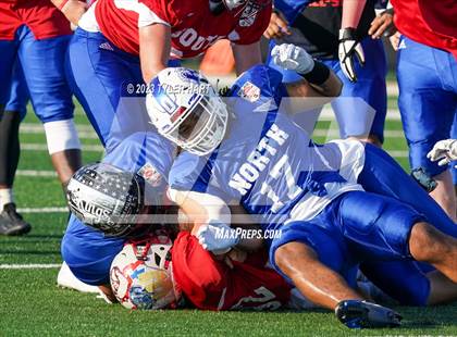 Thumbnail 3 in Murat Shrine North/South All Start Football Classic photogallery.