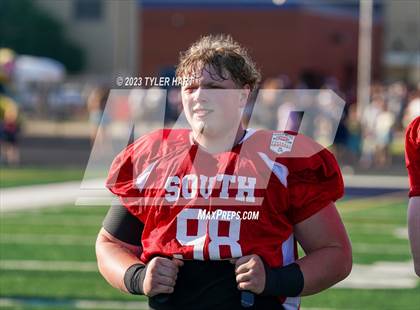 Thumbnail 2 in Murat Shrine North/South All Start Football Classic photogallery.