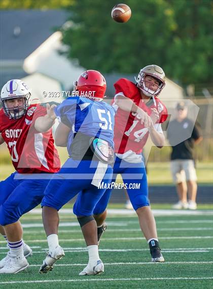 Thumbnail 2 in Murat Shrine North/South All Start Football Classic photogallery.