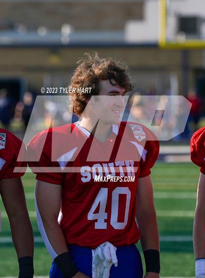 Thumbnail 2 in Murat Shrine North/South All Start Football Classic photogallery.