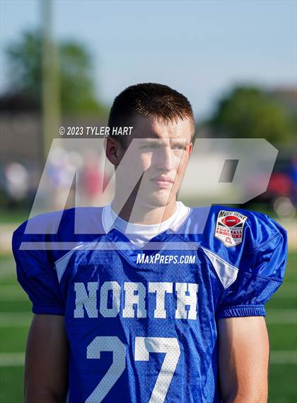 Thumbnail 3 in Murat Shrine North/South All Start Football Classic photogallery.