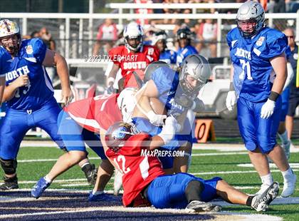 Thumbnail 3 in Murat Shrine North/South All Start Football Classic photogallery.