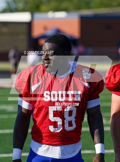 Thumbnail 1 in Murat Shrine North/South All Start Football Classic photogallery.
