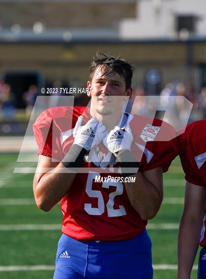 Thumbnail 1 in Murat Shrine North/South All Start Football Classic photogallery.