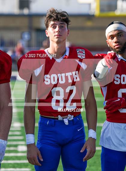 Thumbnail 1 in Murat Shrine North/South All Start Football Classic photogallery.