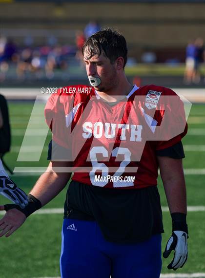 Thumbnail 3 in Murat Shrine North/South All Start Football Classic photogallery.
