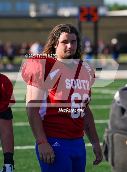 Thumbnail 2 in Murat Shrine North/South All Start Football Classic photogallery.