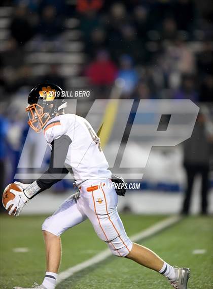 Thumbnail 3 in Ridgefield @ Southington (CIAC Class LL Quarterfinal) photogallery.