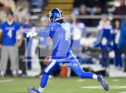 Thumbnail 1 in Ridgefield @ Southington (CIAC Class LL Quarterfinal) photogallery.