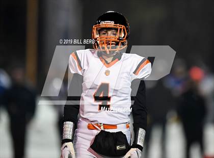 Thumbnail 1 in Ridgefield @ Southington (CIAC Class LL Quarterfinal) photogallery.