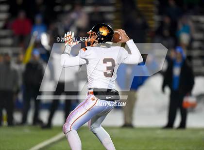 Thumbnail 3 in Ridgefield @ Southington (CIAC Class LL Quarterfinal) photogallery.