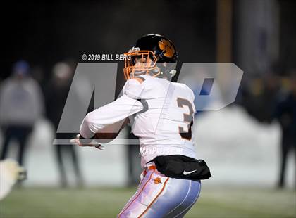 Thumbnail 2 in Ridgefield @ Southington (CIAC Class LL Quarterfinal) photogallery.