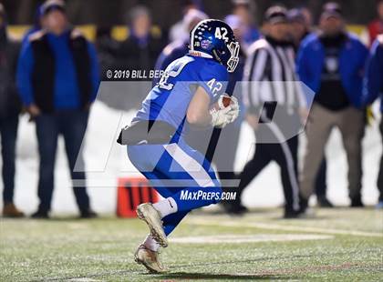 Thumbnail 1 in Ridgefield @ Southington (CIAC Class LL Quarterfinal) photogallery.