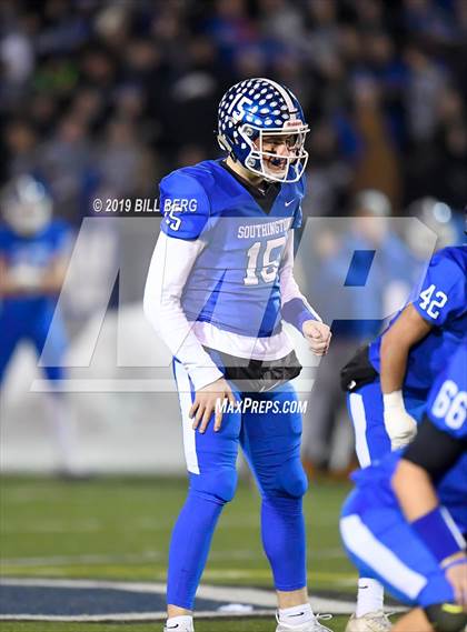 Thumbnail 1 in Ridgefield @ Southington (CIAC Class LL Quarterfinal) photogallery.