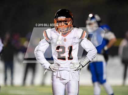 Thumbnail 1 in Ridgefield @ Southington (CIAC Class LL Quarterfinal) photogallery.