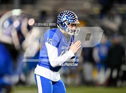Thumbnail 2 in Ridgefield @ Southington (CIAC Class LL Quarterfinal) photogallery.