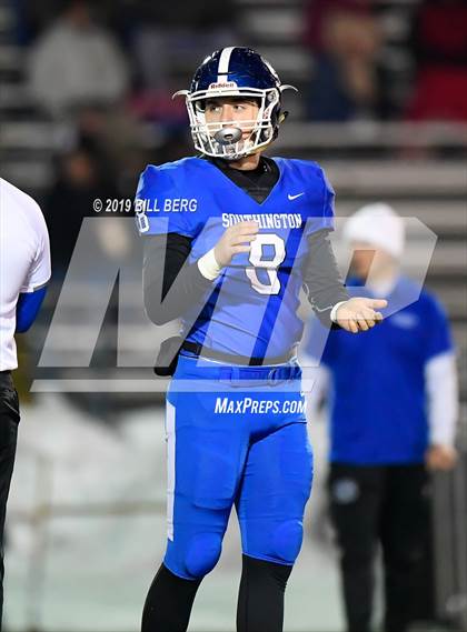 Thumbnail 1 in Ridgefield @ Southington (CIAC Class LL Quarterfinal) photogallery.