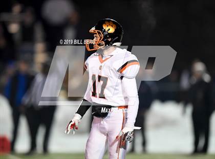 Thumbnail 2 in Ridgefield @ Southington (CIAC Class LL Quarterfinal) photogallery.