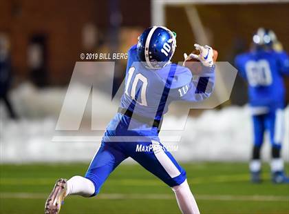 Thumbnail 1 in Ridgefield @ Southington (CIAC Class LL Quarterfinal) photogallery.