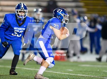 Thumbnail 3 in Ridgefield @ Southington (CIAC Class LL Quarterfinal) photogallery.