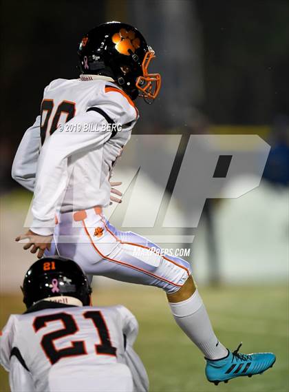 Thumbnail 2 in Ridgefield @ Southington (CIAC Class LL Quarterfinal) photogallery.