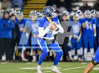 Thumbnail 2 in Ridgefield @ Southington (CIAC Class LL Quarterfinal) photogallery.