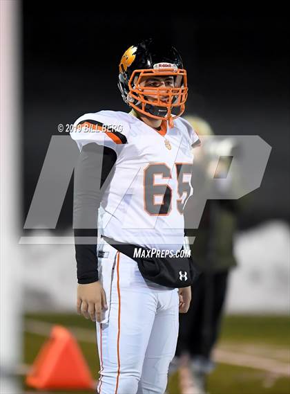 Thumbnail 3 in Ridgefield @ Southington (CIAC Class LL Quarterfinal) photogallery.