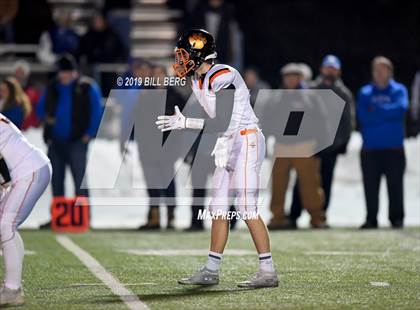 Thumbnail 3 in Ridgefield @ Southington (CIAC Class LL Quarterfinal) photogallery.