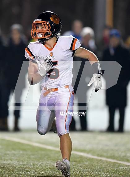 Thumbnail 2 in Ridgefield @ Southington (CIAC Class LL Quarterfinal) photogallery.