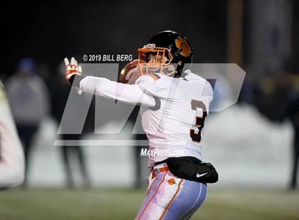 Thumbnail 3 in Ridgefield @ Southington (CIAC Class LL Quarterfinal) photogallery.