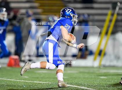 Thumbnail 2 in Ridgefield @ Southington (CIAC Class LL Quarterfinal) photogallery.