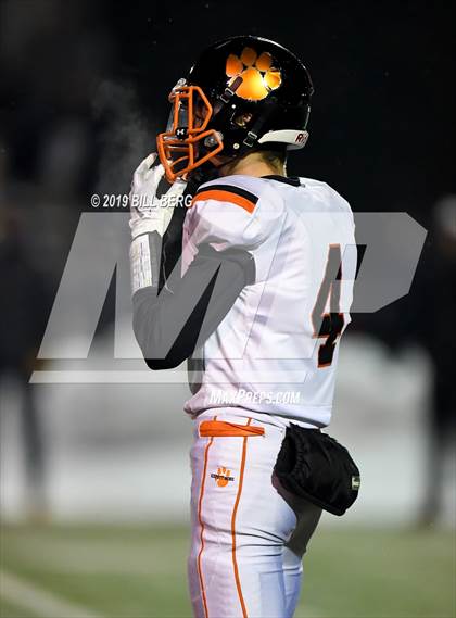 Thumbnail 2 in Ridgefield @ Southington (CIAC Class LL Quarterfinal) photogallery.